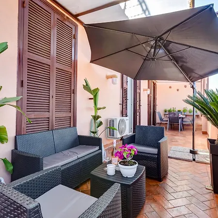 Terrace With A View Of Apartment *