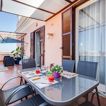 Daire Terrace With A View Of